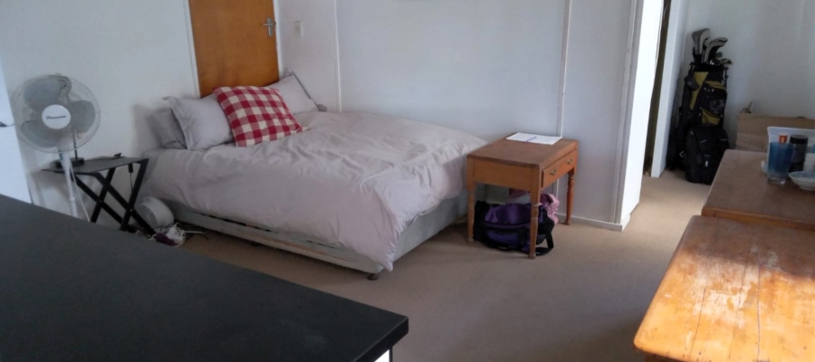 To Let 1 Bedroom Property for Rent in Roundhay Western Cape